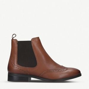 Aldo Alearia bootie. Brown women 8.5